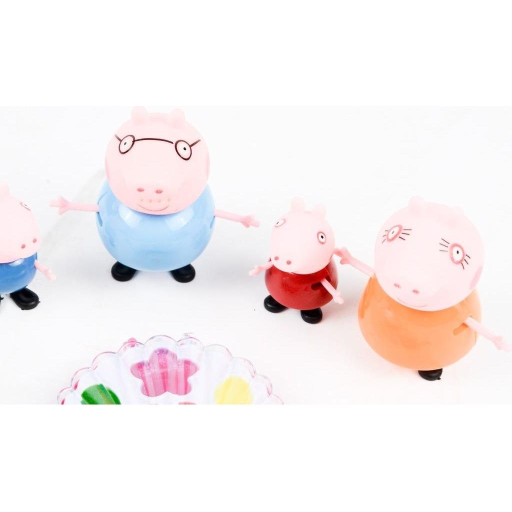 White Smoke Peppa Pig Make Up Set HALSON ENTERPRISE PeppaPigMakeUpSet_2.jpg Dolls and Playsets